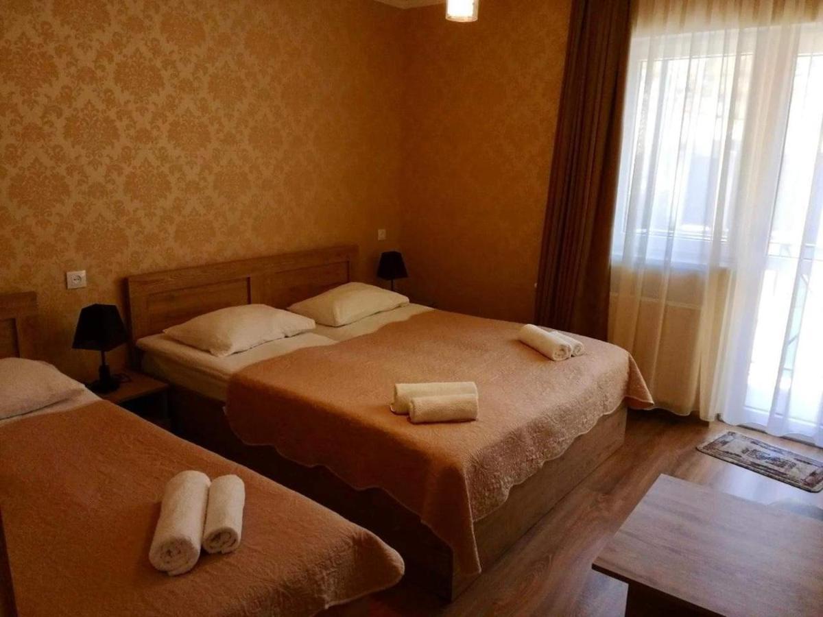 Kazbegi Inn Екстер'єр фото