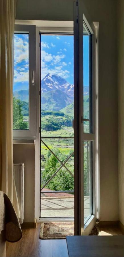 Kazbegi Inn Екстер'єр фото