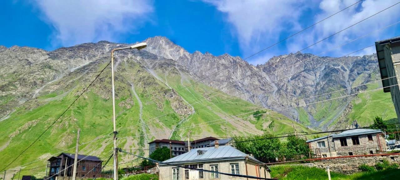Kazbegi Inn Екстер'єр фото