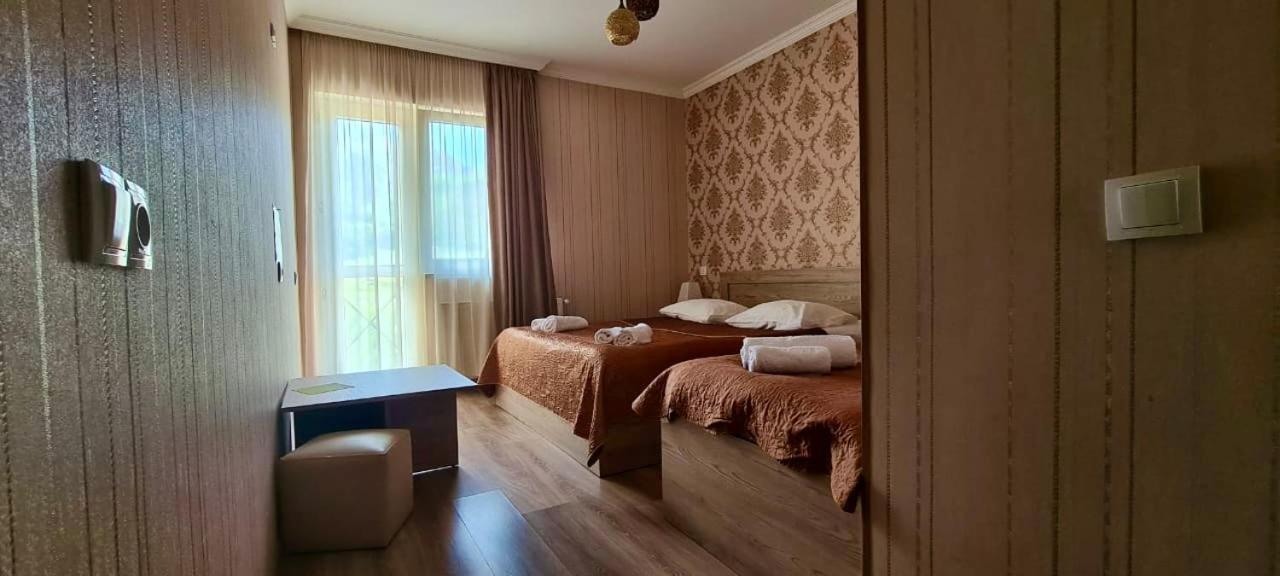 Kazbegi Inn Екстер'єр фото