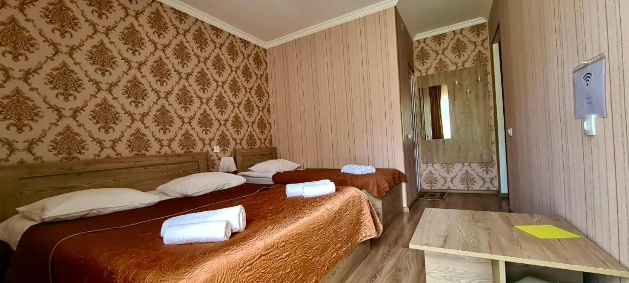 Kazbegi Inn Екстер'єр фото