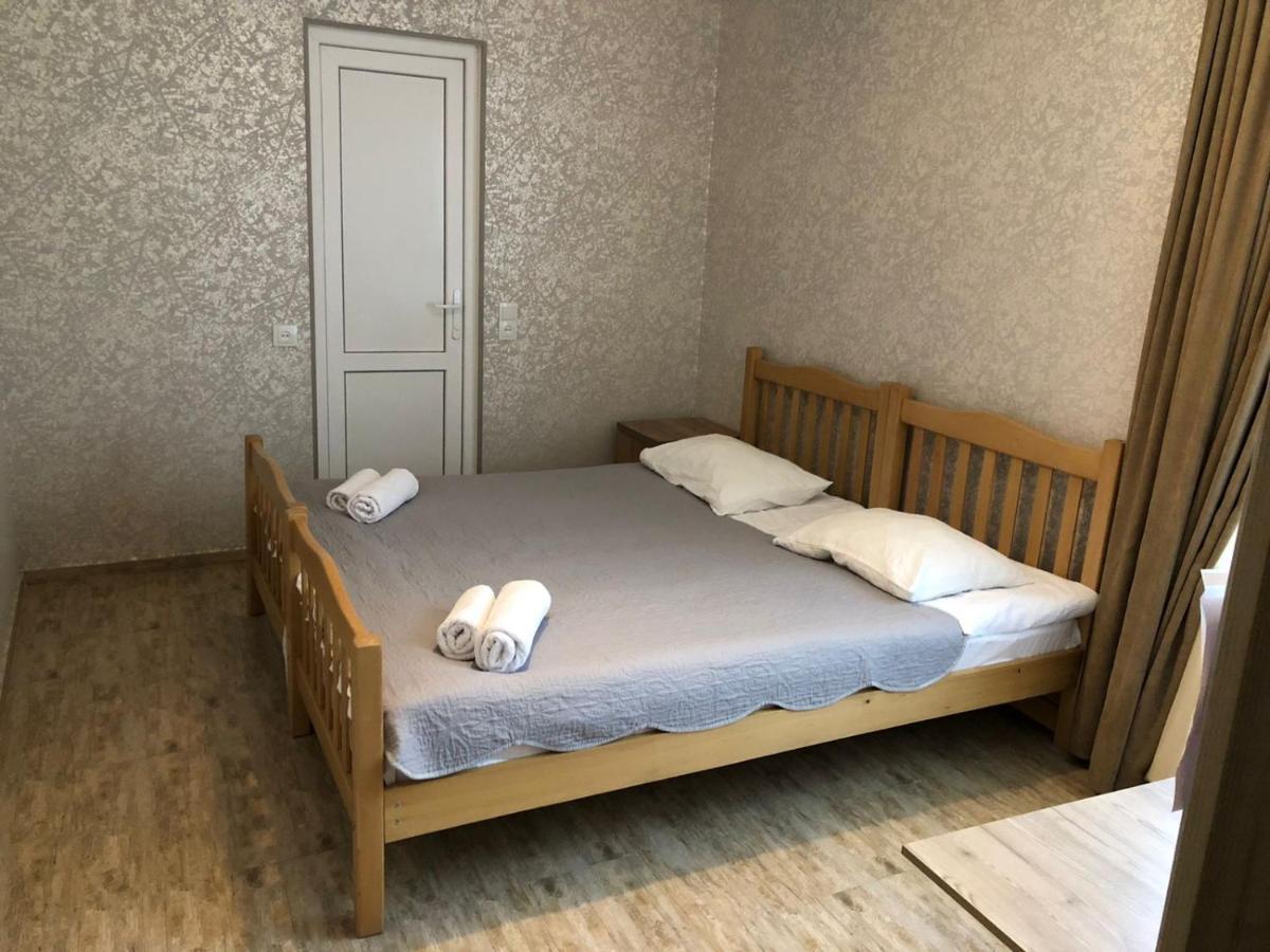 Kazbegi Inn Екстер'єр фото